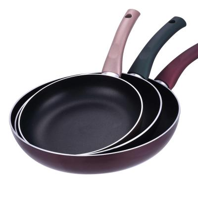 China Durable 3Pcs Cookware Set Kitchenware Aluminum Frying Pan Set Non Stick Liner With Bakelite Handle Rubber for sale