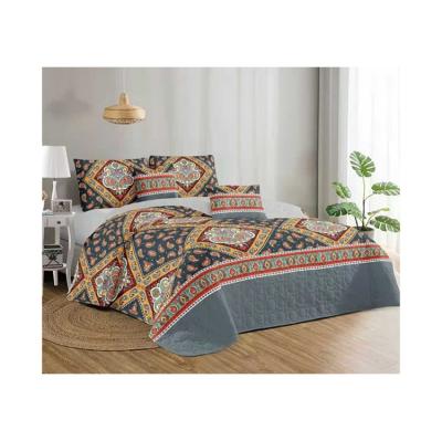 China Accept Customized Bedding Sets New Product Good Workmanship Rectangle Nonwovens Washable King Size Quilt Set for sale