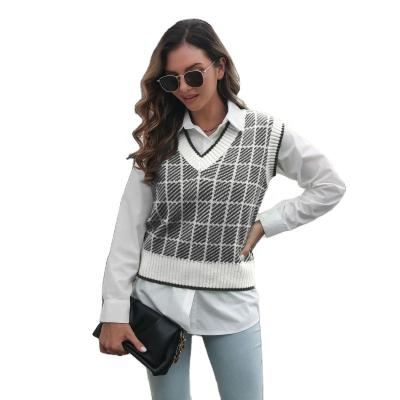 China 2022 Anti-wrinkle fashion clothing plaid stripe diagonal v-neck knitted vest outer wear autumn and winter women's inner sweater for sale