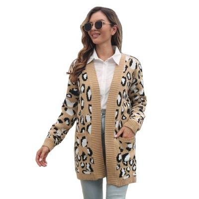 China Anti-wrinkle women's fall/winter leopard jacquard cardigan jacket tops threaded cuff pocket long knit loose sweater for sale