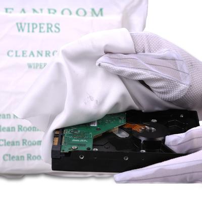 China Sustainable manufacturer of Class 100 Industrial Microfiber cleanroom wipes for glass and critical area cleaning for sale