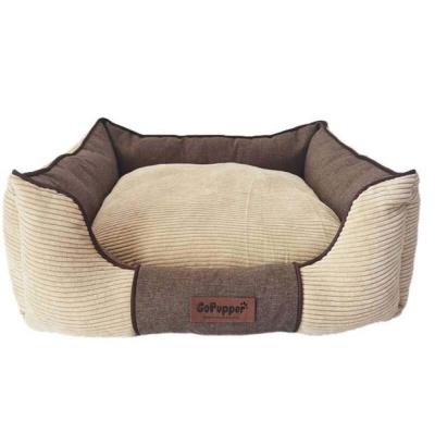 China Viable Long Rich Rectangle Pet Bed with Cream Pad 76x65x19cm for sale