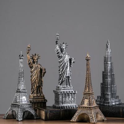 China Retro Buidling Europe World Famous Tourist Souvenirs, Statue of Liberty, Resin Paris Eiffel Tower for sale