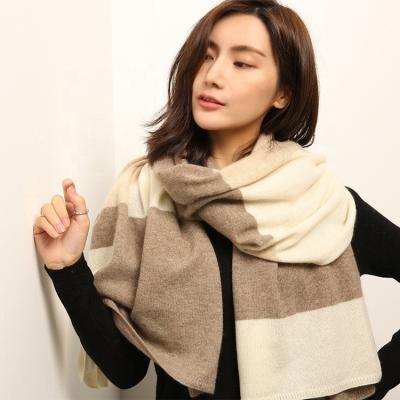 China Factory Wholesale Autumn Winter Soft Smooth Feeling Women Knitted Color Blocking Premium Cashmere Scarf Shawl for sale