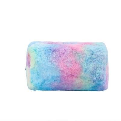 China Hot Selling Cosmetic Case Carry Fur Clutch Bags Daily Fashion Fur Purse Fully Tied Dyed Beauty Bag Women Usual Makeup Bag for sale