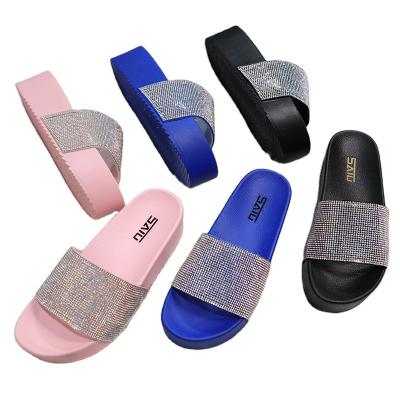 China New lightweight beach outdoor shoes, ladies high heels diamond sandals, ladies summer rhinestone high heel slippers for sale