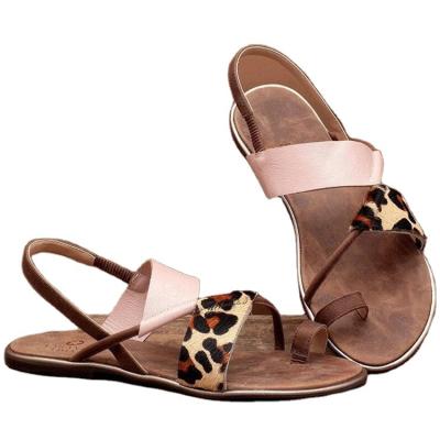 China Flat Elegant Light Summer Beautiful Girls Beach Shoes Women's Sandals for sale