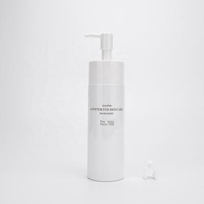 China Cosmetic White Facial Toner PET 100ml 150ml Essence Detergent Silkscreen Sales Material Plastic Bottle And Packaging for sale