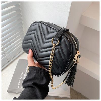 China Daily Message Bag For Women Leather Shoulder Bag Luxury Vegan PU Leather Cross - Body Bag Black Chain Strap Vegan Message Bag for sale