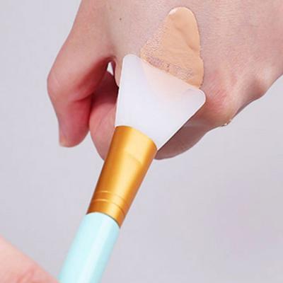 China Mini Beauty Accessories Cosmetic Tool Soft Skin Mask Brush Plastic Hair Face Mask Sweep Custom Facial Mask Brush for sale