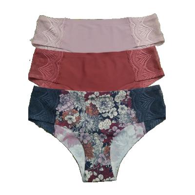 China OEM Antibacterial Women Ice Cavity Lace Silk Seamless Panties Briefs Low Waist Underwear For Women Ladies Girls Traceless Shorts for sale