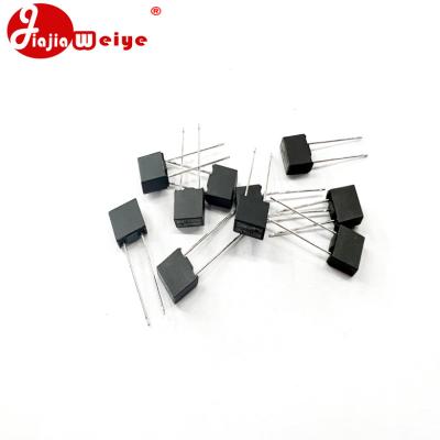 China Plastic Square Micro Fuse T5A 250V SET 8x8x4mm for sale