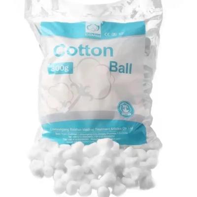 China Customize 100% Pure Cotton Disposable Surgical Medical 0.5g Cotton Ball Sterile Cotton Balls for sale