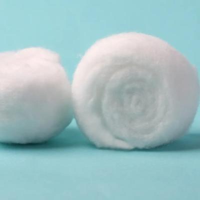 China 100% Cotton Ball Medical Absorbent Wool White Pure Bulk Colored High Density for sale