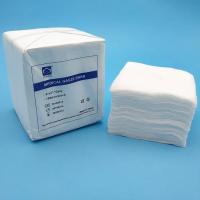 Cina 100% di cotone sbiancato assorbente con tampone di garza per bende mediche e cura delle ferite in vendita