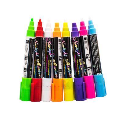 China Erasable Environmental Friendly Liquid Chalk Graffiti White Fluorescent Marker 14*1.6cm for sale