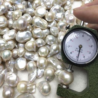 China Jewelry Making Luster High Quality Wholesale 15-20mm Large Baroque Bead Large Nucleated Loose Baroque Bead Undrilled for sale