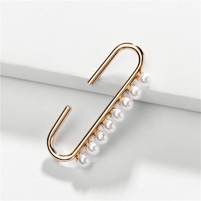 China Fashion Alloy Gold Plated Jewelry Imitation Pearl Ear Clip Ear Button Without Hole Pearl Cuff Clip On Earring for sale