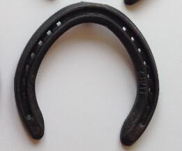 China Metal Chinese Natural Balance Horseshoes for Racing , 125×126×8mm for sale