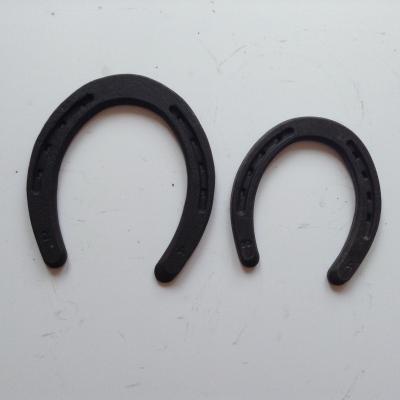 China Antique Metal Iron Horse Shoe Playing Horseshoes Custom Made for sale