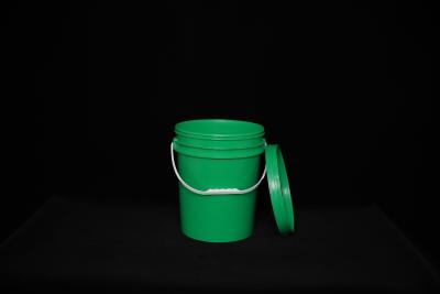 China FDA Approved Stackable Oil Bucket With Smooth Surface Lid And Handle Lightweight For Easy Handling. zu verkaufen