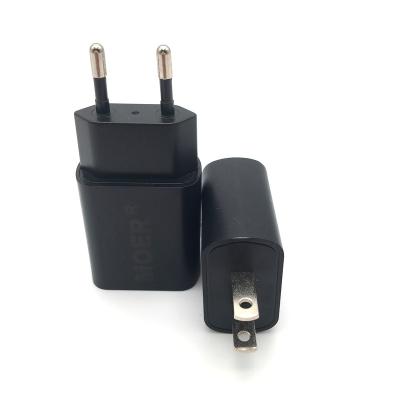 China UniversalÂ   CE FCC RoHs Certificated cargador De pared usb cargador phone usb cargador for sale