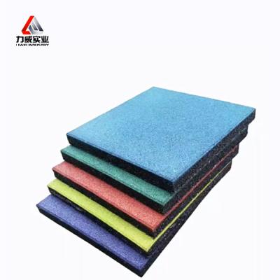 China Excelente resistência à abrasão Linha de produção de folhas de borracha de butil para automóveis Faixa de temperatura de -50C a 110C à venda