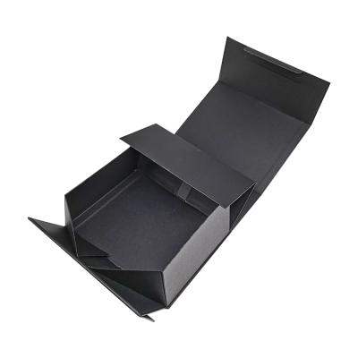 China Quality Recyclable Custom Luxury Colorful Logo Printed Magnetic Folded Gift Packaging Boxes for sale