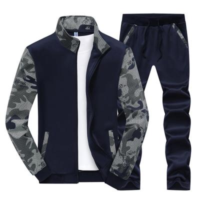 China Sports Sweater QUICK DRY Spliced ​​Casual Clothes Set Collar Comic Camouflage Sheath Men's Two Piece Set for sale