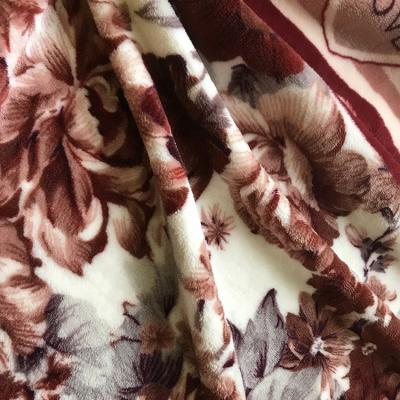 China High Quality Shrink-Resistant Polyester Dye Embossed Warp Knitted Flannel Fabric Yarn Dyed for sale