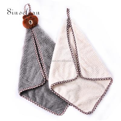 China Compressed Microfiber Fabric Premium Scrubbing Cleaning Hand Towels For Family for sale