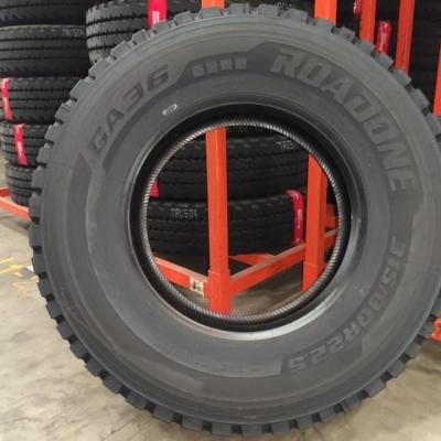 China 12R22.5 295/80R22.5 315/80R22.5 Truck Tires ROADONE Brand 22.5inch for sale