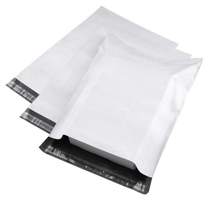 China En13432 En13432 Self Adhesive Storage Bag Self Adhesive Biodegradable Clothing Packaging Bag Mailing Bags For Clothing for sale