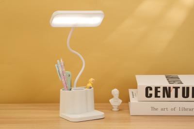 Cina Illuminazione per ufficio regolabile Smart LED Designed Desk Lamp in vendita