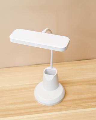 China Adjustable Arm Foldable USB Table Lamp With Touch Control Switch for sale