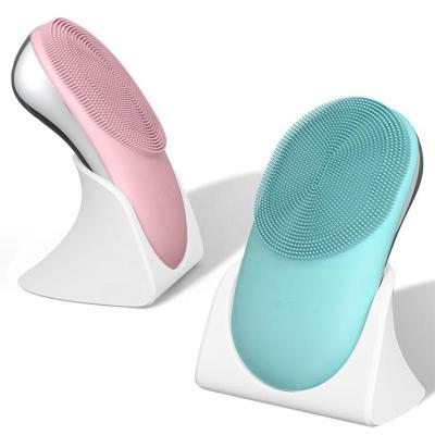 China Mini Electric Sonic Soft Face Acne Treatment Brush Detergent Hot Silicone Deep Cleansing Facial Cleansing Brush for sale