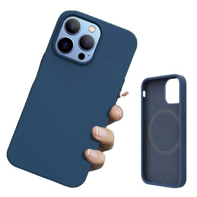 China New Arrival Shockproof Ultra Thin Magnetic Phone Case PC Material With Super Slim Microfiber Fit For Magsafo For iPhone 13 Magnetic Case for sale