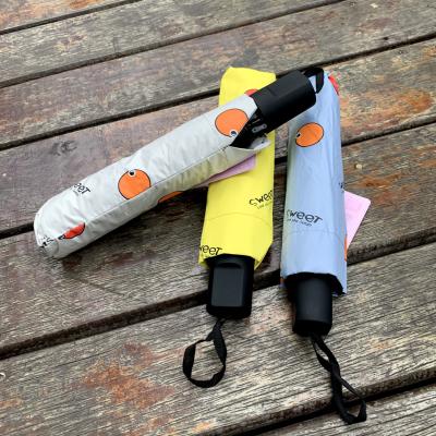 China Practical Double Swivel 3 Times UV Protect Umbrella Summer Fruit Umbrella Apple Pattern Umbrella for sale