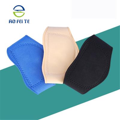 China Easy Wear Factory Supply Self Heating Magnetic Neck Support Protector Brace for sale