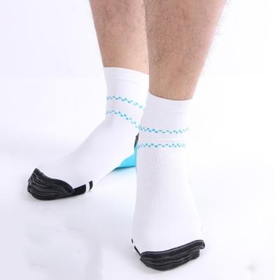 China Breathable Compression Low Elastic Socks Cut Out Shorts Fasciitis Breathable Sports Socks for sale