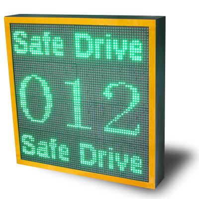 China Solar Powered Aluminum Speed Sign with Digital Display Green Red Alert 0-250 Km/h for sale