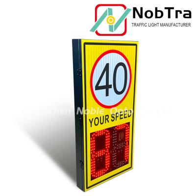 China Standard 200m Detection Distance Radar LED Speed Display Sign Solar zu verkaufen