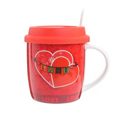 China Wholesale Customized Viable Heart Ceramic Valentine Gift Couple Mug With Silicone Lid for sale