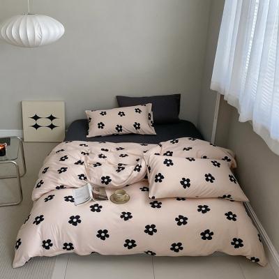 China Nondisposable Fashion Home Printing Bedding Set, High Quality Luxury King Queen Size Bedding Set for sale