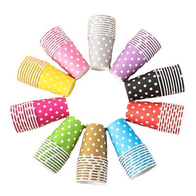 China 2021 Disposable Biodegradable Low Price UV Coating Colored Dots Disposable Paper Soup Cup For Coffee for sale