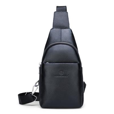 China 2021 new fashion first layer whip men's chest bag shoulder cross - body fashion youth bag outdoor leisure cross - body bag for sale