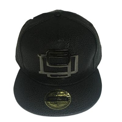 China Custom Made High Quality Black Leather Cloth COMMON With Metal Patch Hip Hop Hats And Black Basketball Snapback Hats for sale