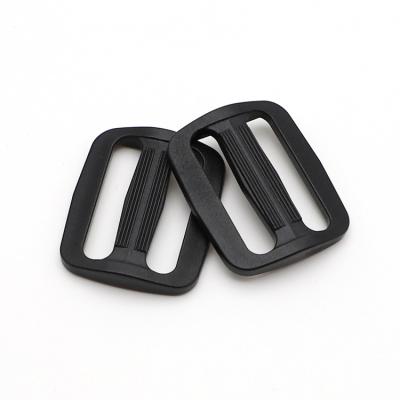 China Environmental Friendly POM 32mm Plastic Luggage Bag Buckle Accessories Square Adjustment Buckle for sale