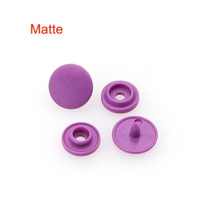 China Eco - Friendly ST3 10.7mm Spot 500 Sets Plastic Skirt Buckle Snap Button for sale