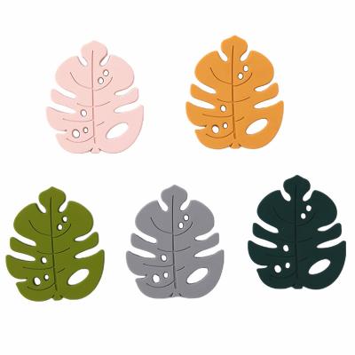 China Wholesale Eco-Friendly Soother Molar Chew Toy Leaf Baby Teether Silicone Many Colors Newborn Leaves BPA Free for sale